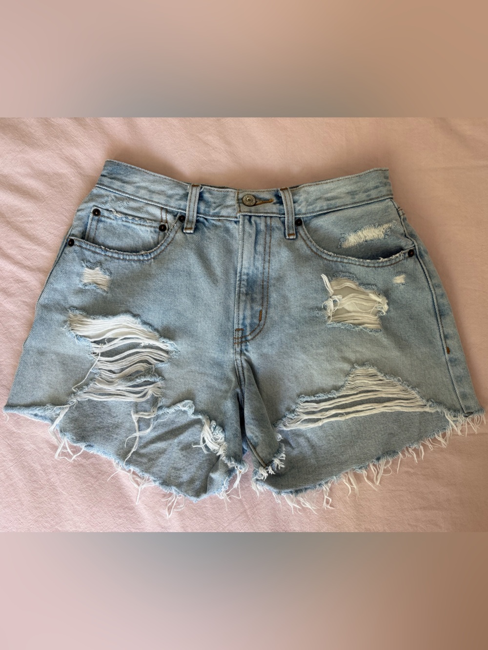 Abercrombie & Fitch Curve Love Mid-Rise Boyfriend Shorts